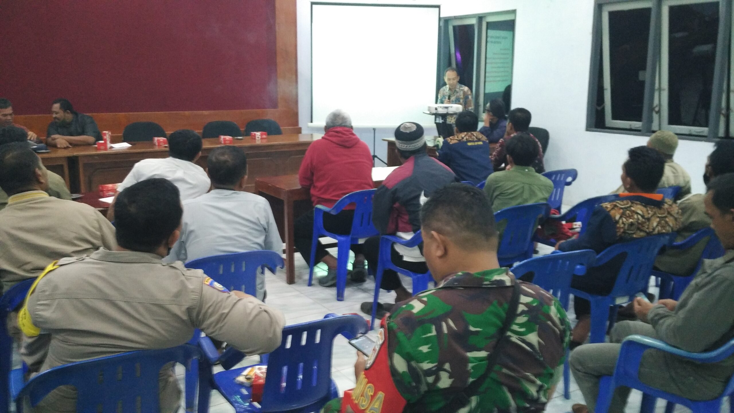 Musyawarah Desa Kemutug Lor : Sosialisasi Rencana Pembuatan Perdes Pelestarian dan Pemanfaatan SDA, Pengusulan OECM dan Perhutanan Sosial